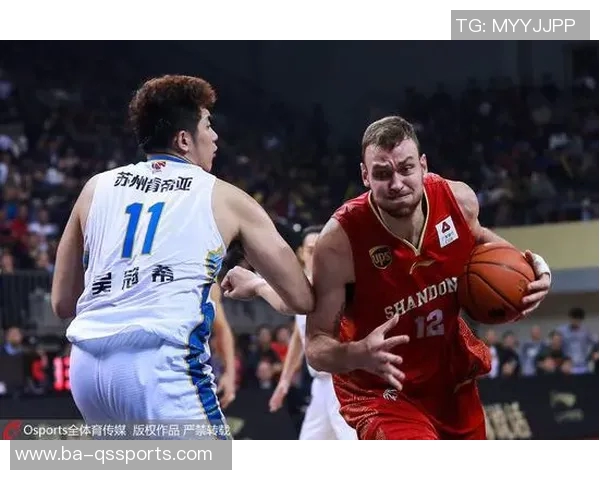 山东队备战新赛季劳森:小丁球技高出其他人一筹 山东队备战新赛季劳森:小丁球技高出其他人一筹