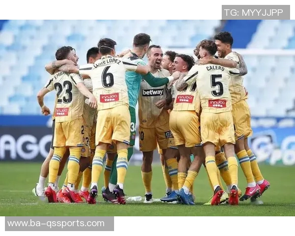 官方:萨拉戈萨主帅加比下课;目前球队排名西乙垫底 官方:萨拉戈萨主帅加比下课;目前球队排名西乙垫底